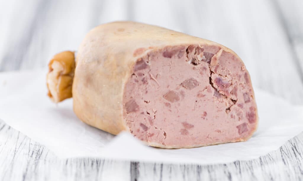 The nutritional value of liverwurst for your canine companion